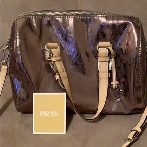 Barely used, Like new Michael Kors Shoulder bag